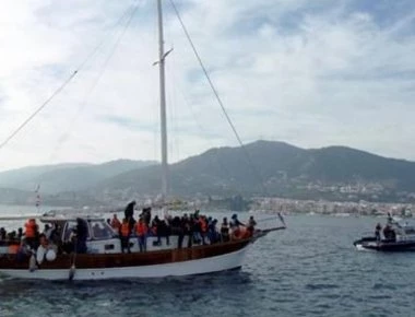 Σκάφος του ΛΣ μετέφερε στη Λέσβο 46 παράνομους μετανάστες